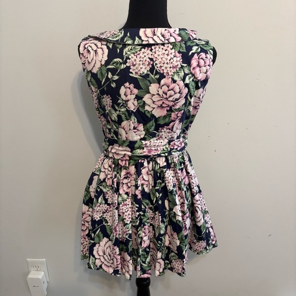 Hearts and Roses Carnation Mini Dress Size 14 - Picture 5 of 11